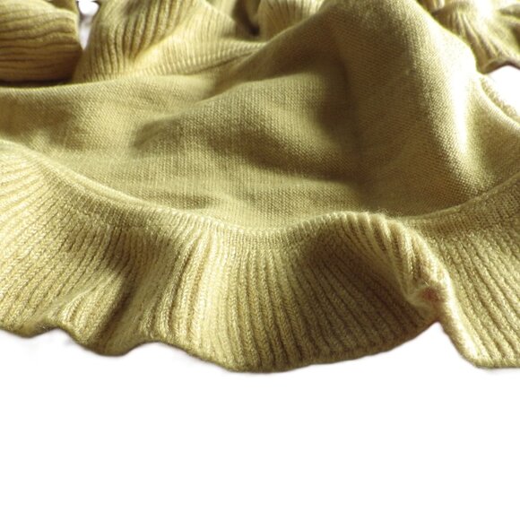 Ruffled Knit Scarf/ Collectioneighteen/ Kiwi Green - Picture 3 of 7